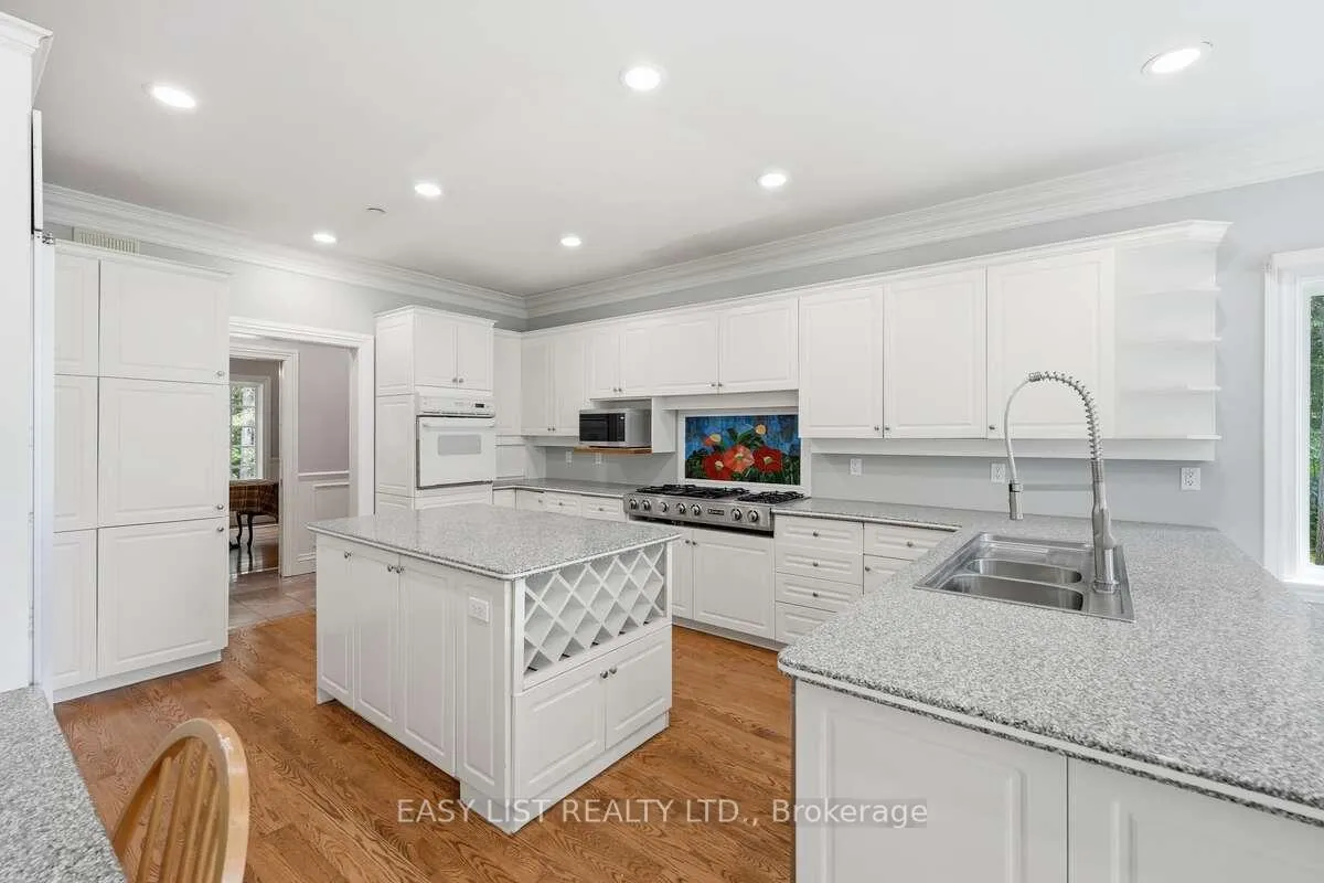 Photo 16 of 28 Marchbrook Circle, Ottawa, Kanata - Rural Kanata (Central) — HOMEH