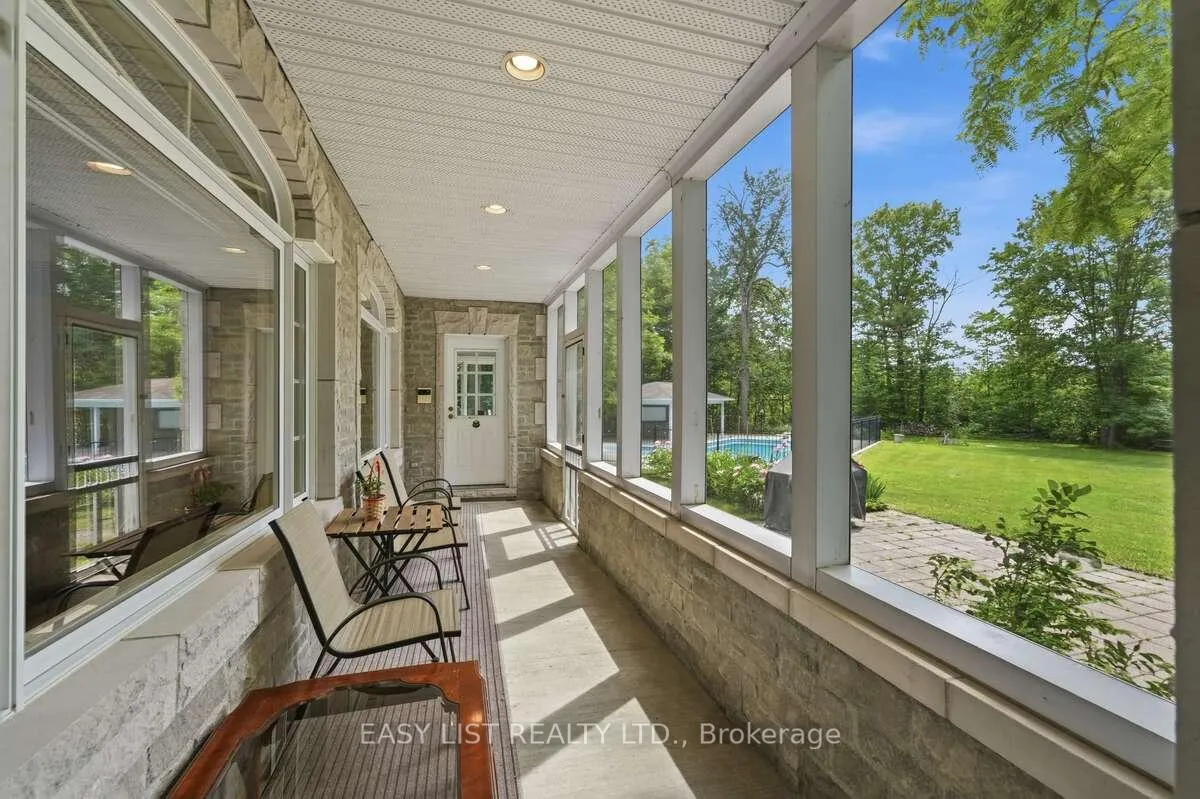 Photo 25 of 28 Marchbrook Circle, Ottawa, Kanata - Rural Kanata (Central) — HOMEH