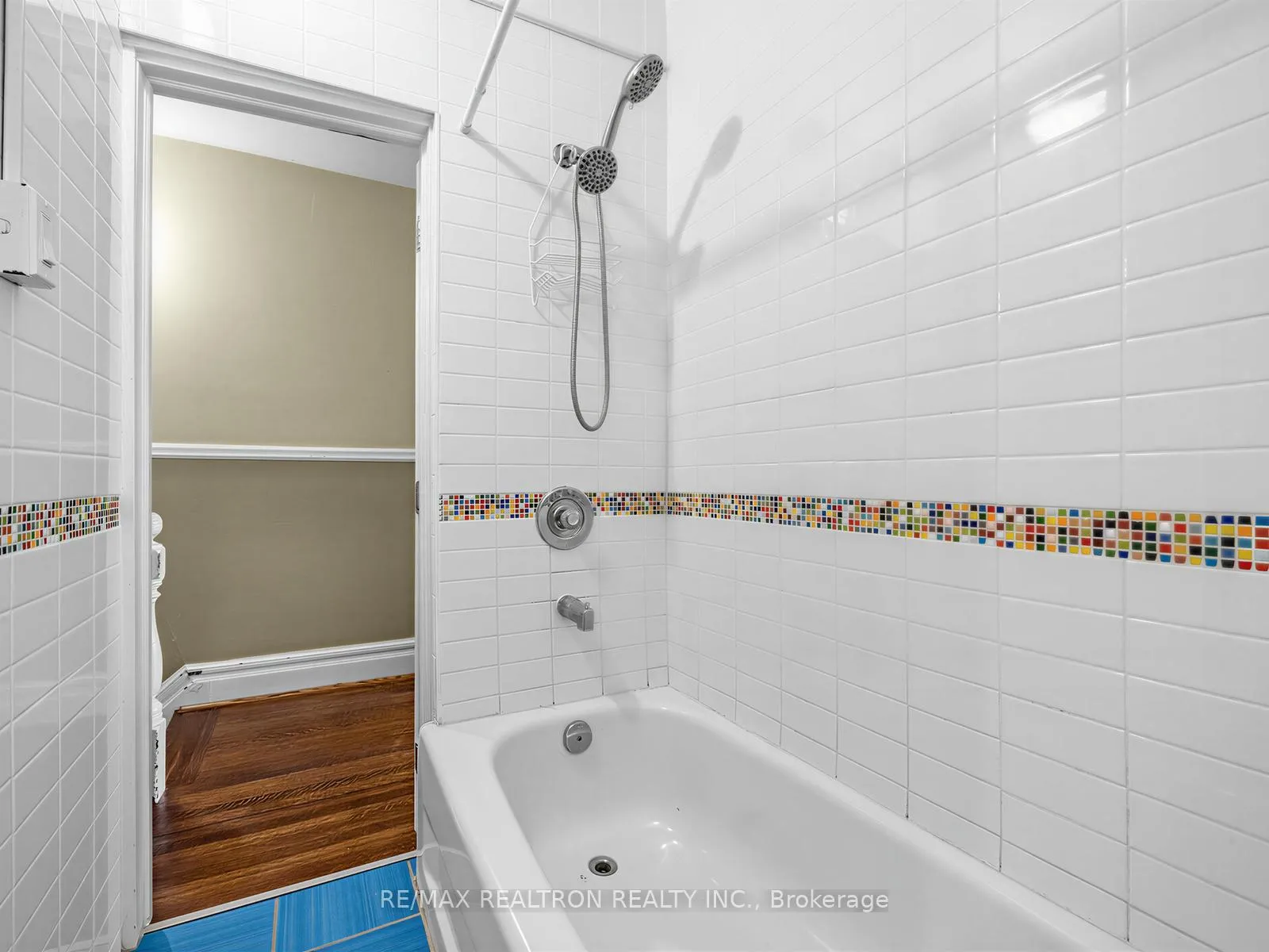 Photo 11 of 425 Clinton Street, Toronto, The Annex — HOMEH