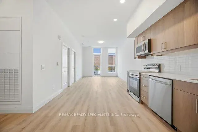 Photo 18 of Unit 103, 1333 Weber Street E, Kitchener, Stanley Park — HOMEH