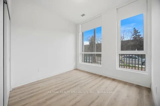 Photo 27 of Unit 103, 1333 Weber Street E, Kitchener, Stanley Park — HOMEH