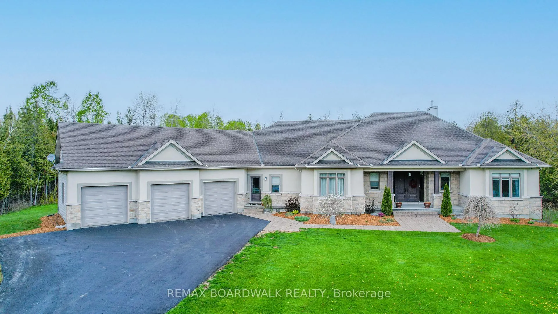 Photo 1 of 49 Sawgrass Circle, Ottawa, Remainder of Stittsville & Area — HOMEH