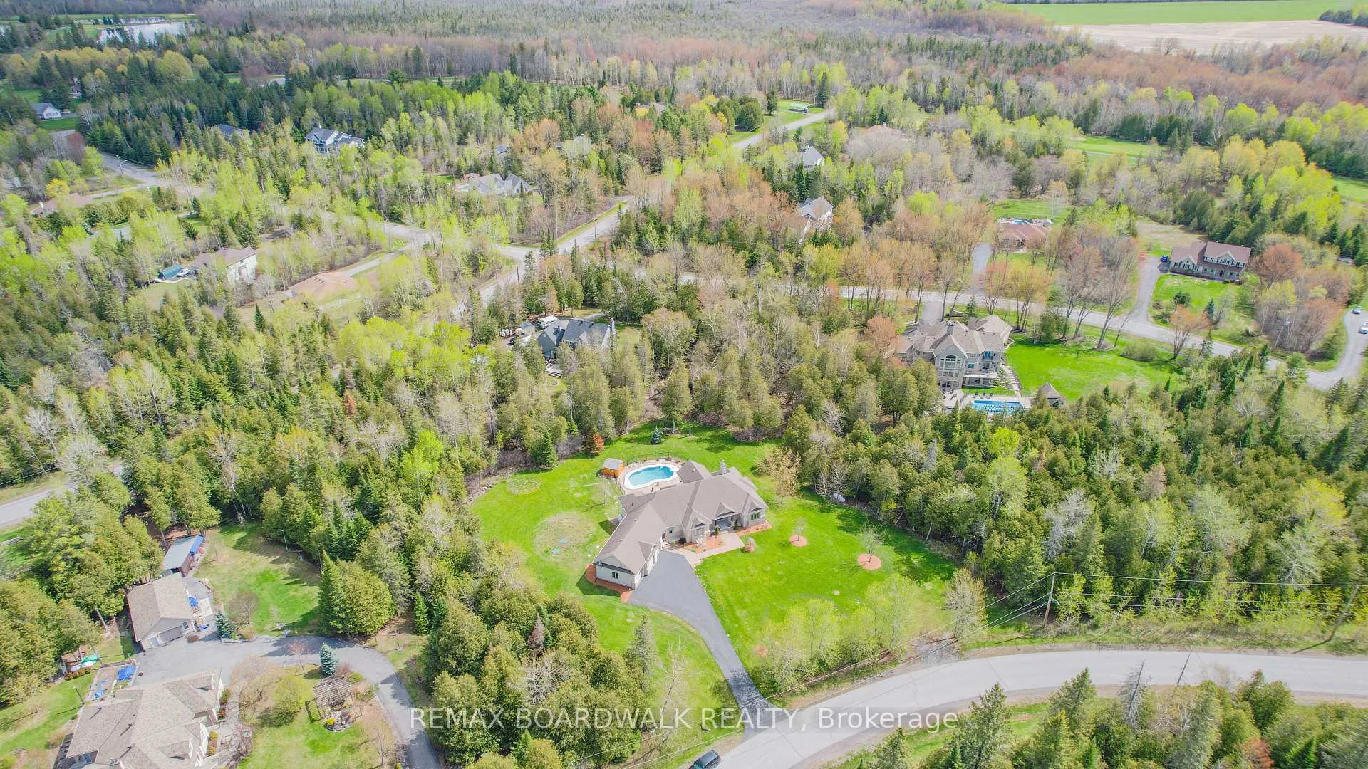 Photo 3 of 49 Sawgrass Circle, Ottawa, Remainder of Stittsville & Area — HOMEH