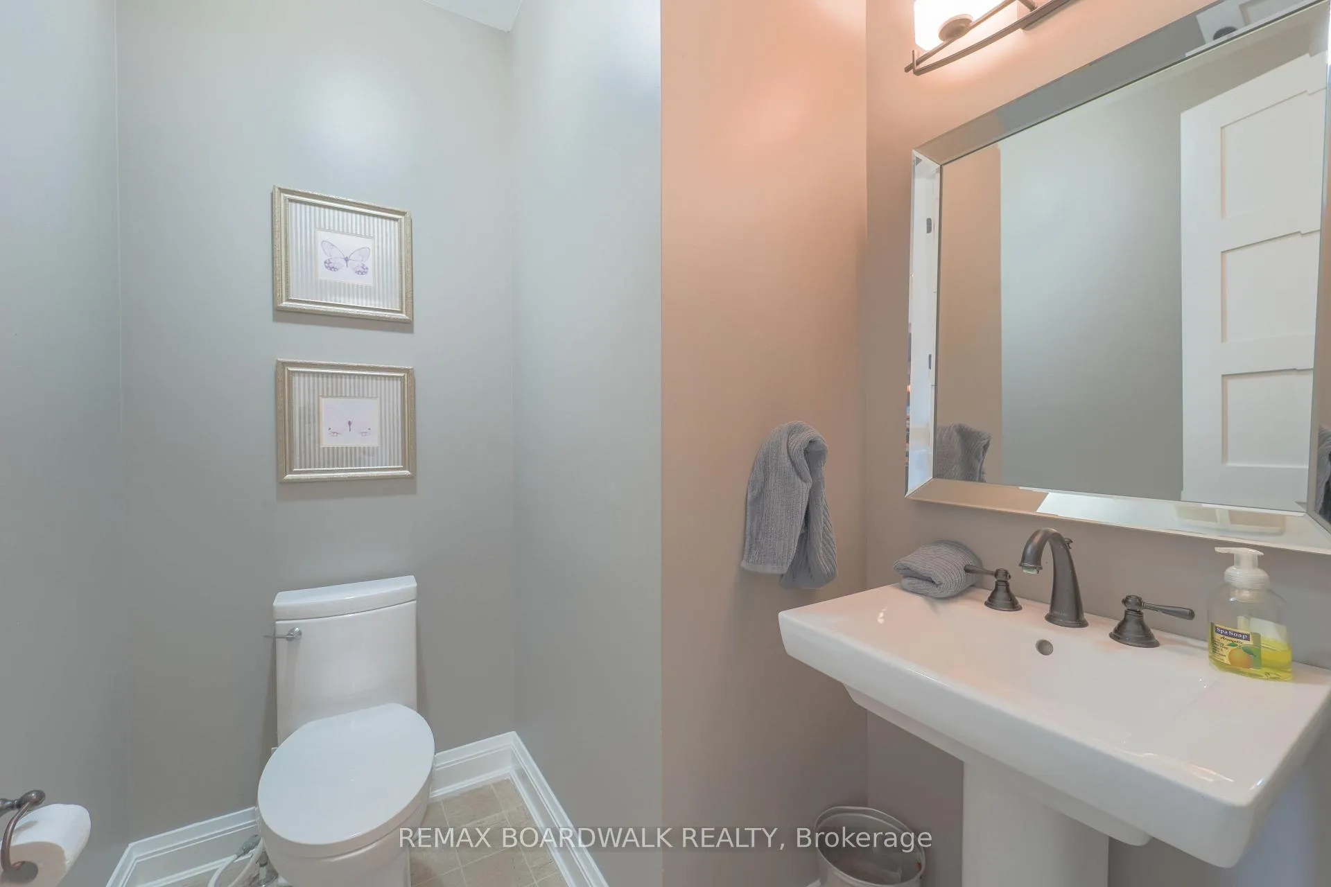 Photo 17 of 49 Sawgrass Circle, Ottawa, Remainder of Stittsville & Area — HOMEH