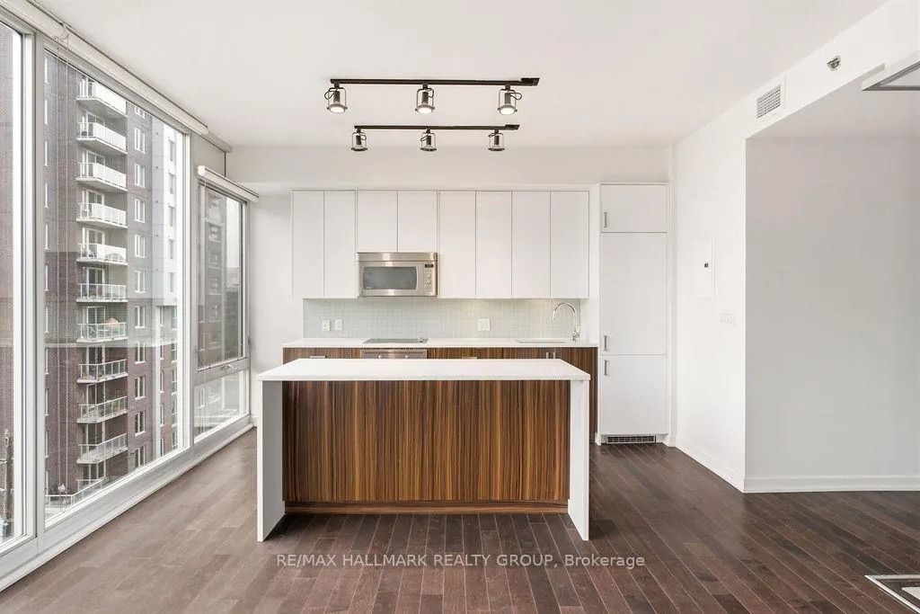 Photo 5 of Unit 701, 300 Lisgar Street, Ottawa, Ottawa Centre — HOMEH