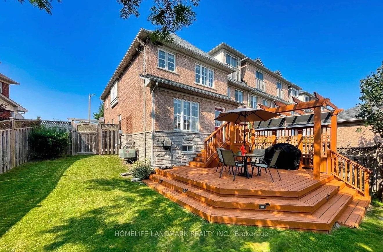 Photo 27 of 69 Selkirk Drive, Richmond Hill, Langstaff — HOMEH