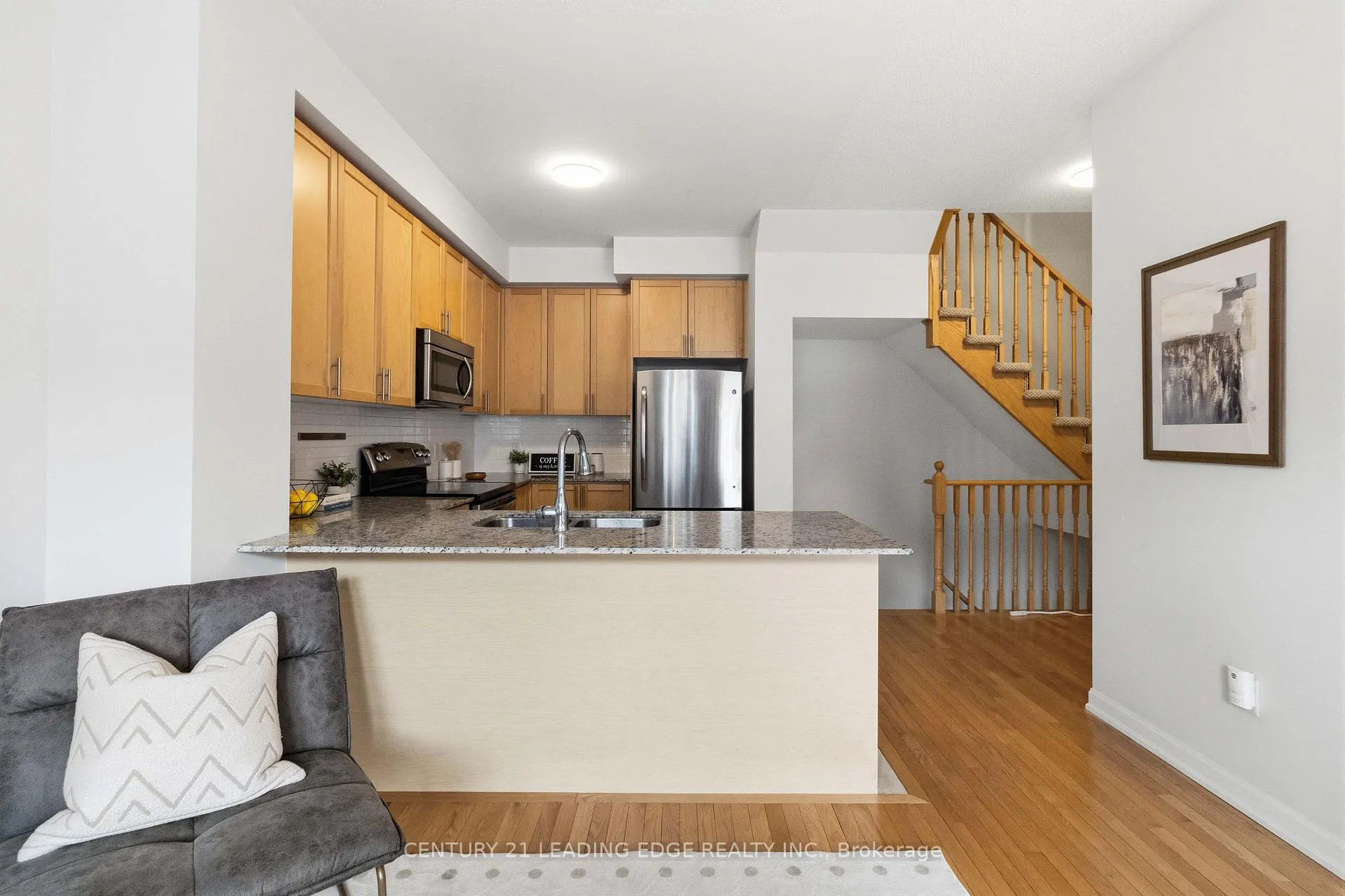 Photo 11 of Unit 106, 165 Hampshire Way, Milton, Dempsey — HOMEH
