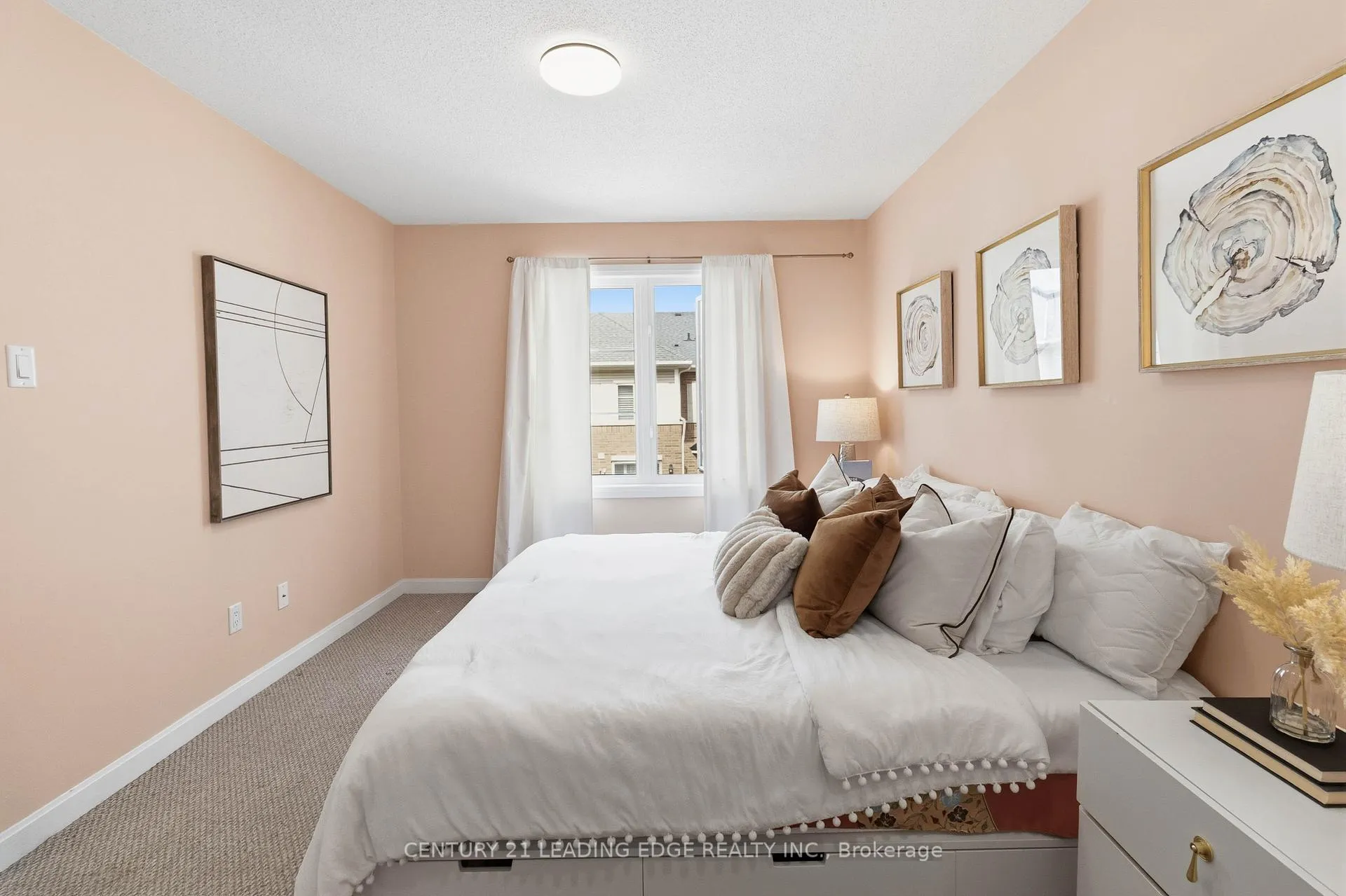 Photo 14 of Unit 106, 165 Hampshire Way, Milton, Dempsey — HOMEH