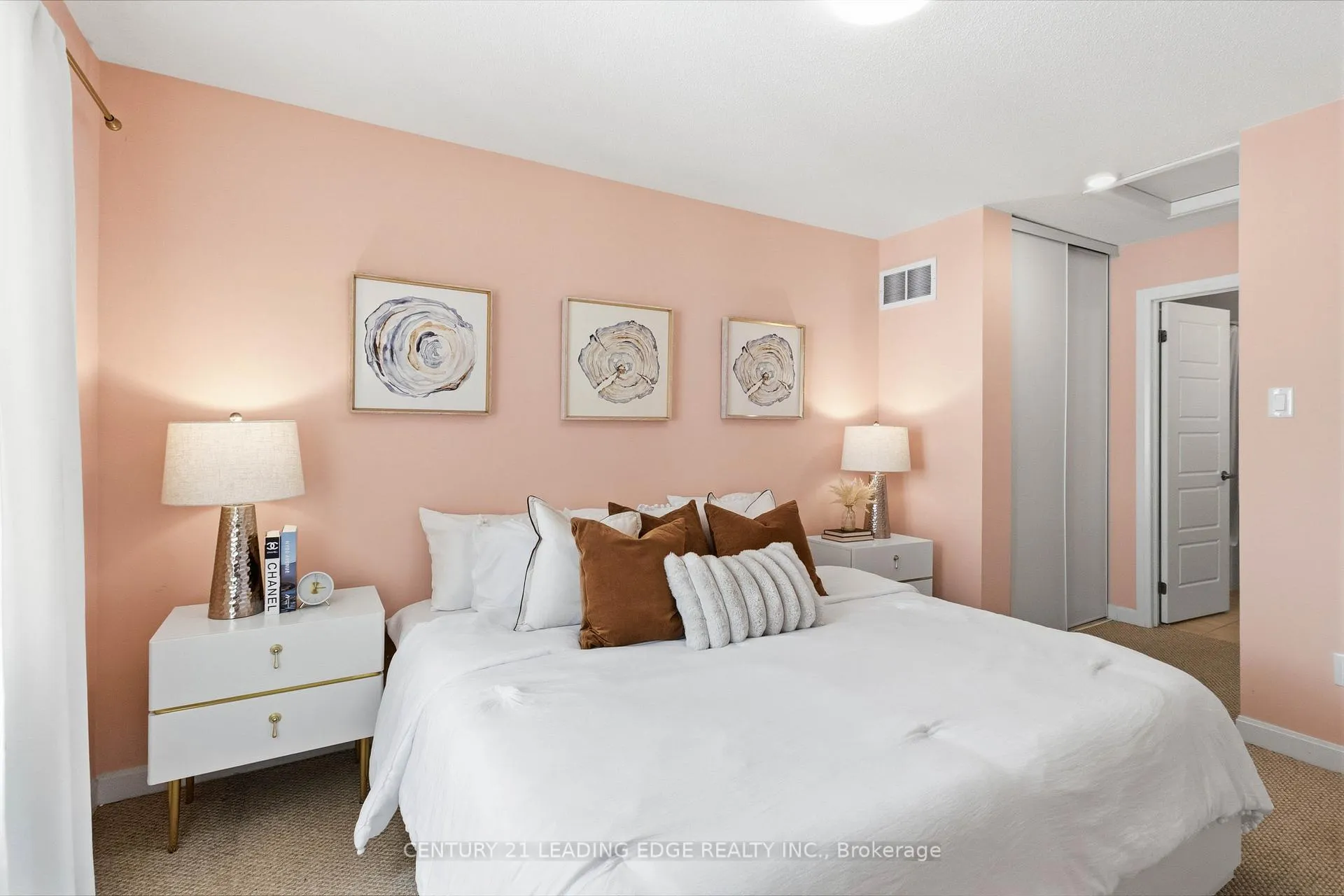 Photo 16 of Unit 106, 165 Hampshire Way, Milton, Dempsey — HOMEH