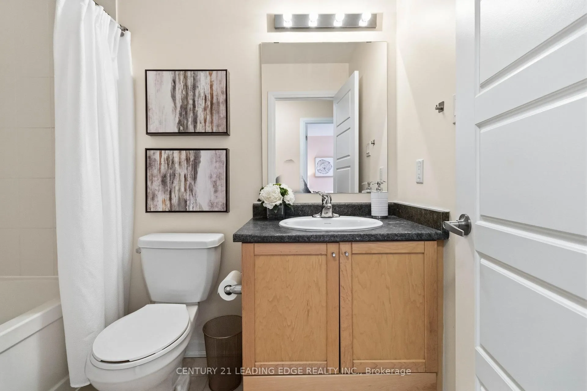 Photo 17 of Unit 106, 165 Hampshire Way, Milton, Dempsey — HOMEH