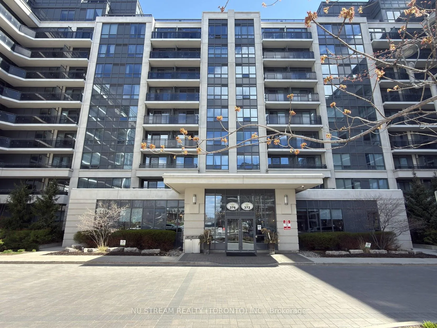 Photo 1 of Unit 721, 372 Highway 7 E, Richmond Hill, Doncrest — HOMEH