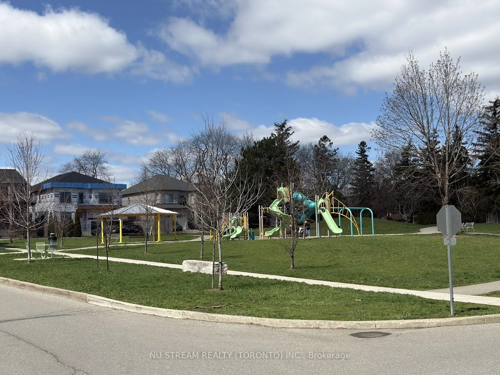 Photo 10 of Unit 721, 372 Highway 7 E, Richmond Hill, Doncrest — HOMEH