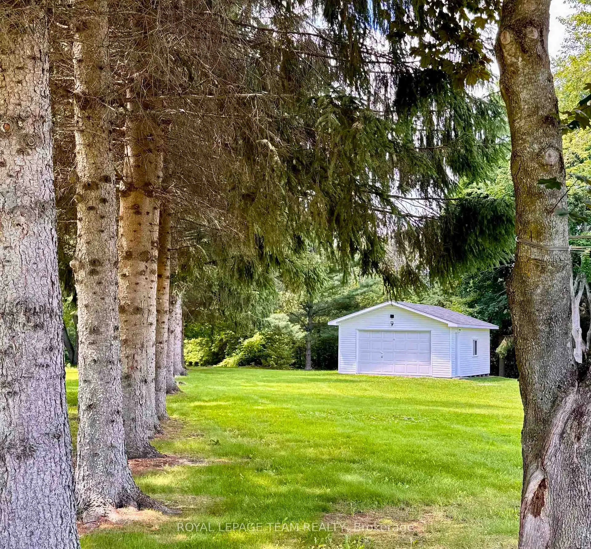 Photo 38 of 17 Maric Trail, North Grenville, Kemptville — HOMEH