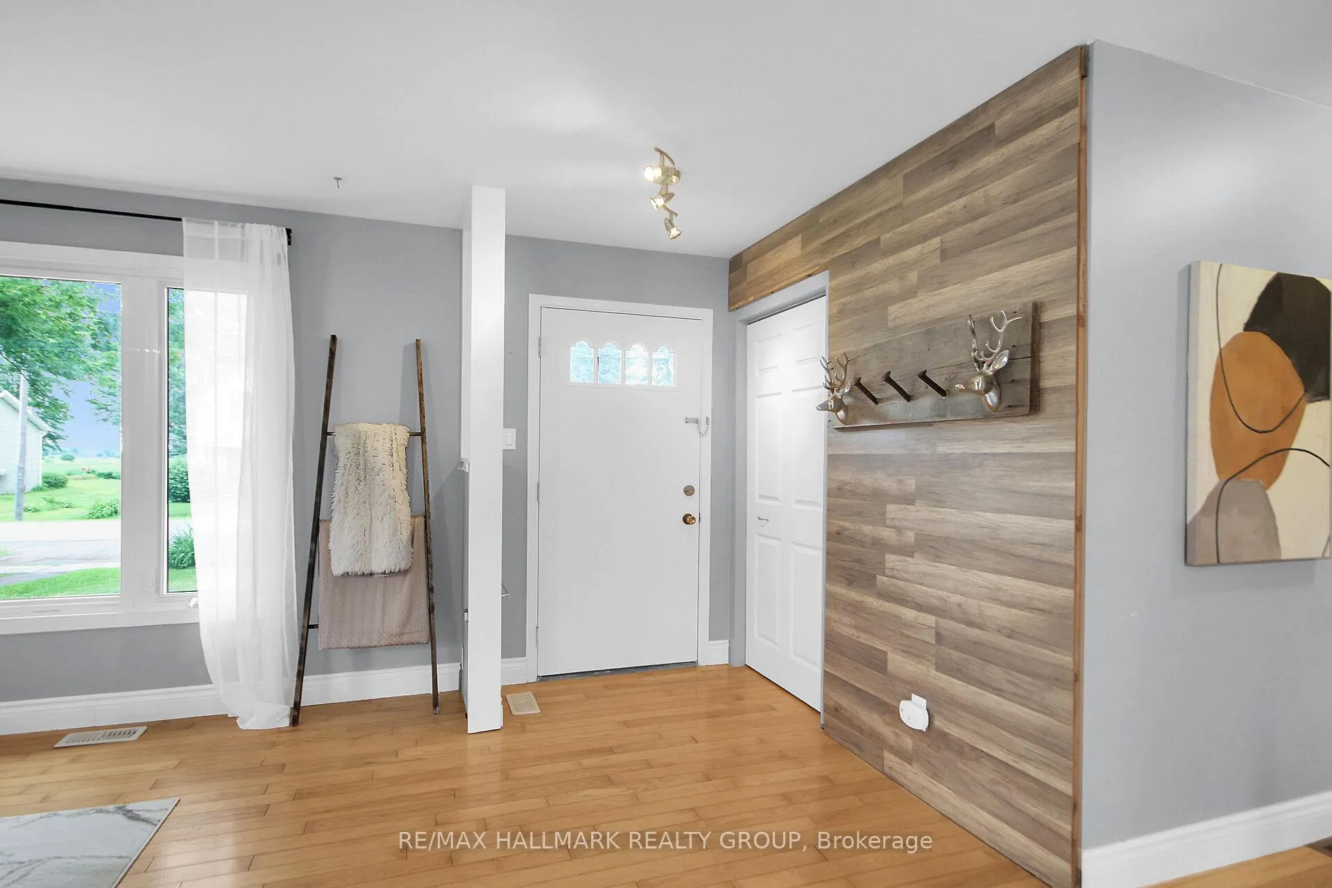 Photo 4 of 11442 Cameron Road, North Dundas, North Dundas (Mountain) Twp — HOMEH