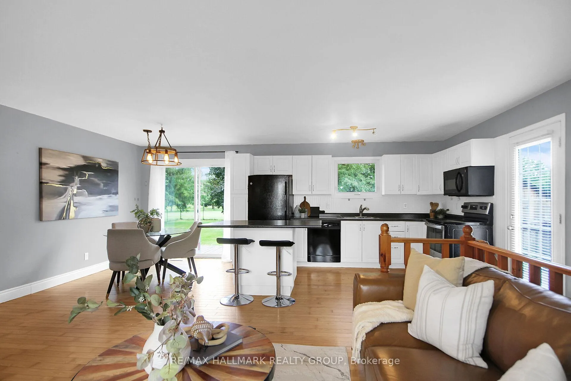 Photo 8 of 11442 Cameron Road, North Dundas, North Dundas (Mountain) Twp — HOMEH
