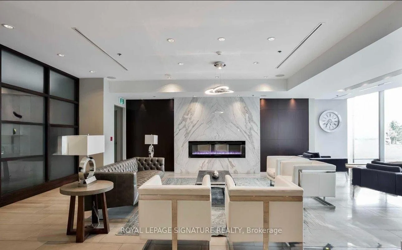 Photo 5 of Unit 706, 38 Lee Centre Drive, Scarborough, Woburn — HOMEH