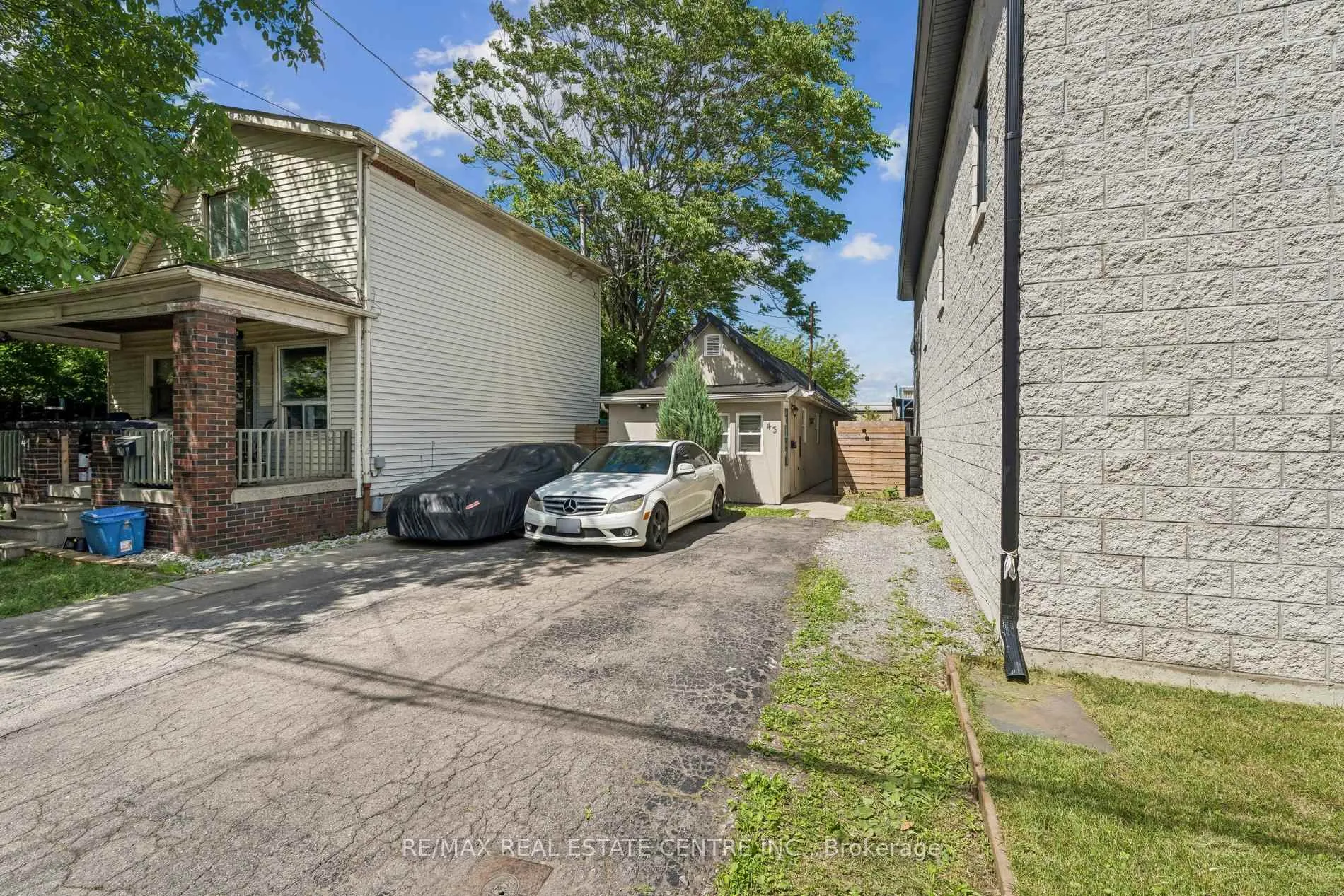 Photo 2 of 43 Whitfield Avenue, Hamilton, Industrial Sector — HOMEH