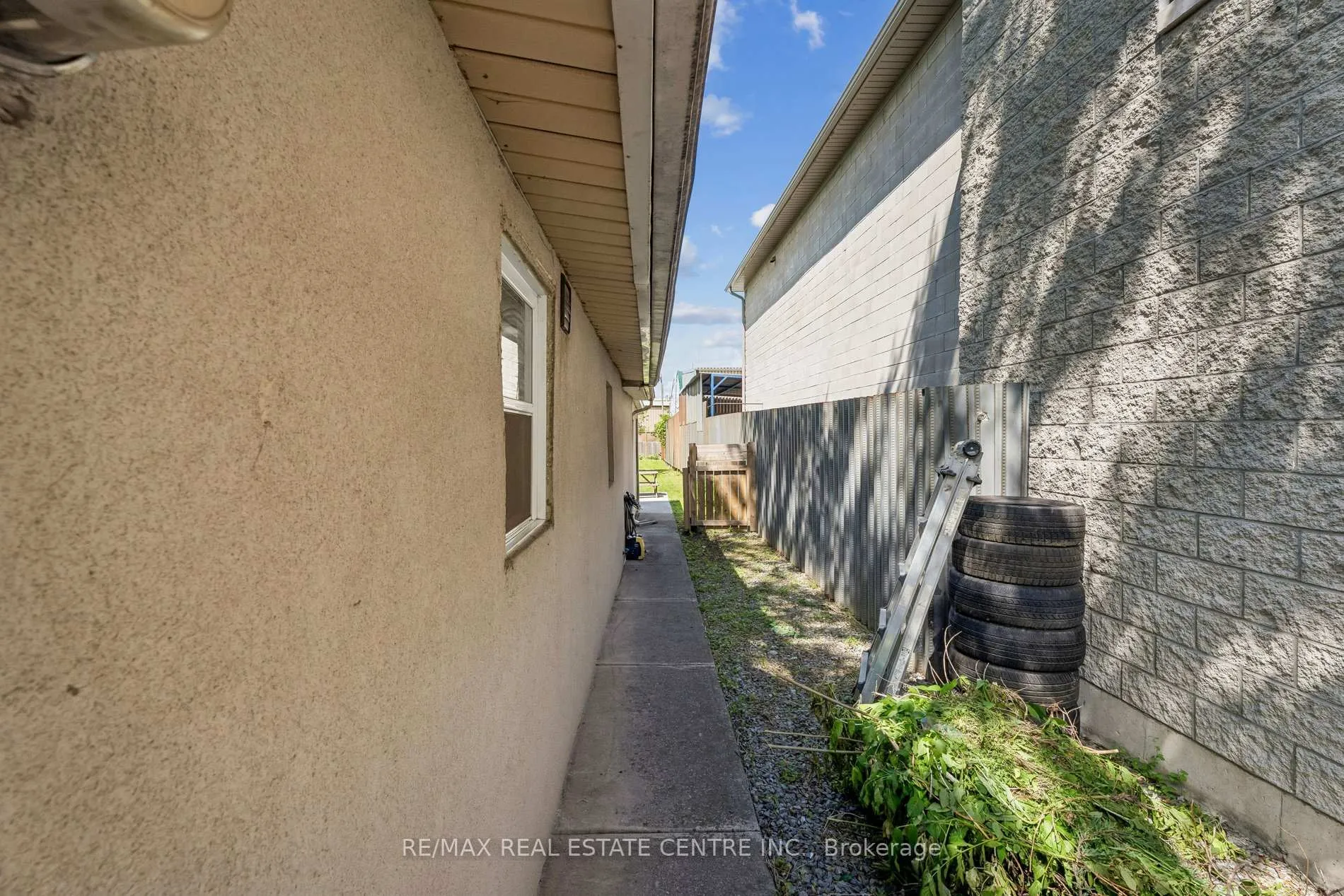 Photo 37 of 43 Whitfield Avenue, Hamilton, Industrial Sector — HOMEH