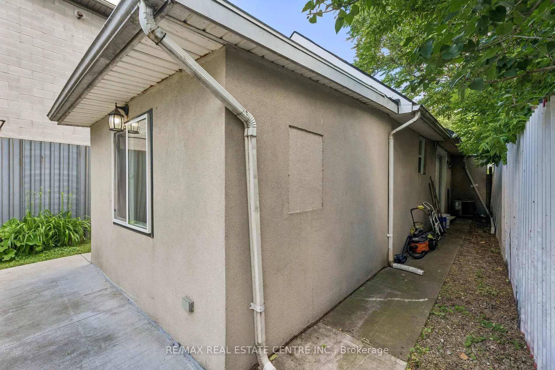 Photo 41 of 43 Whitfield Avenue, Hamilton, Industrial Sector — HOMEH