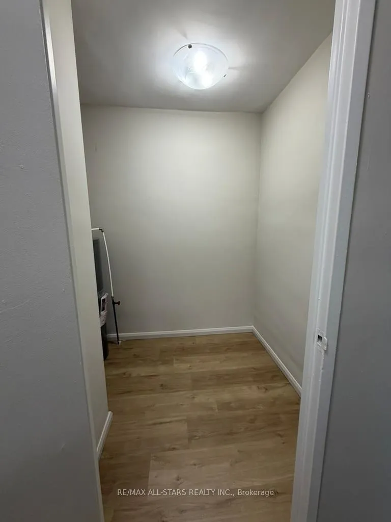 Photo 12 of Unit 8, 73 Albert Street, Uxbridge — HOMEH