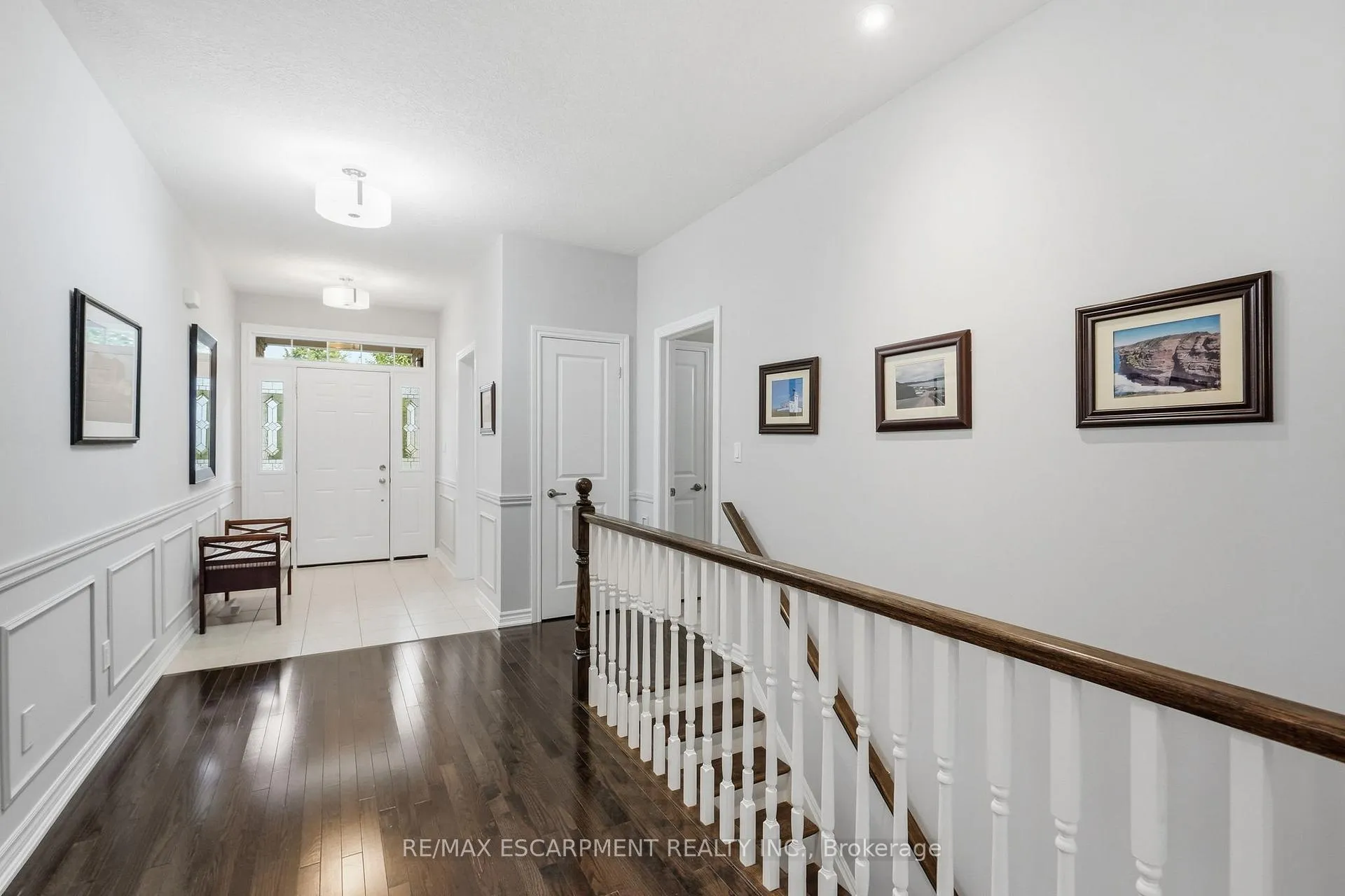Photo 4 of 130 Aberfoyle Mill Crescent, Puslinch, Aberfoyle — HOMEH