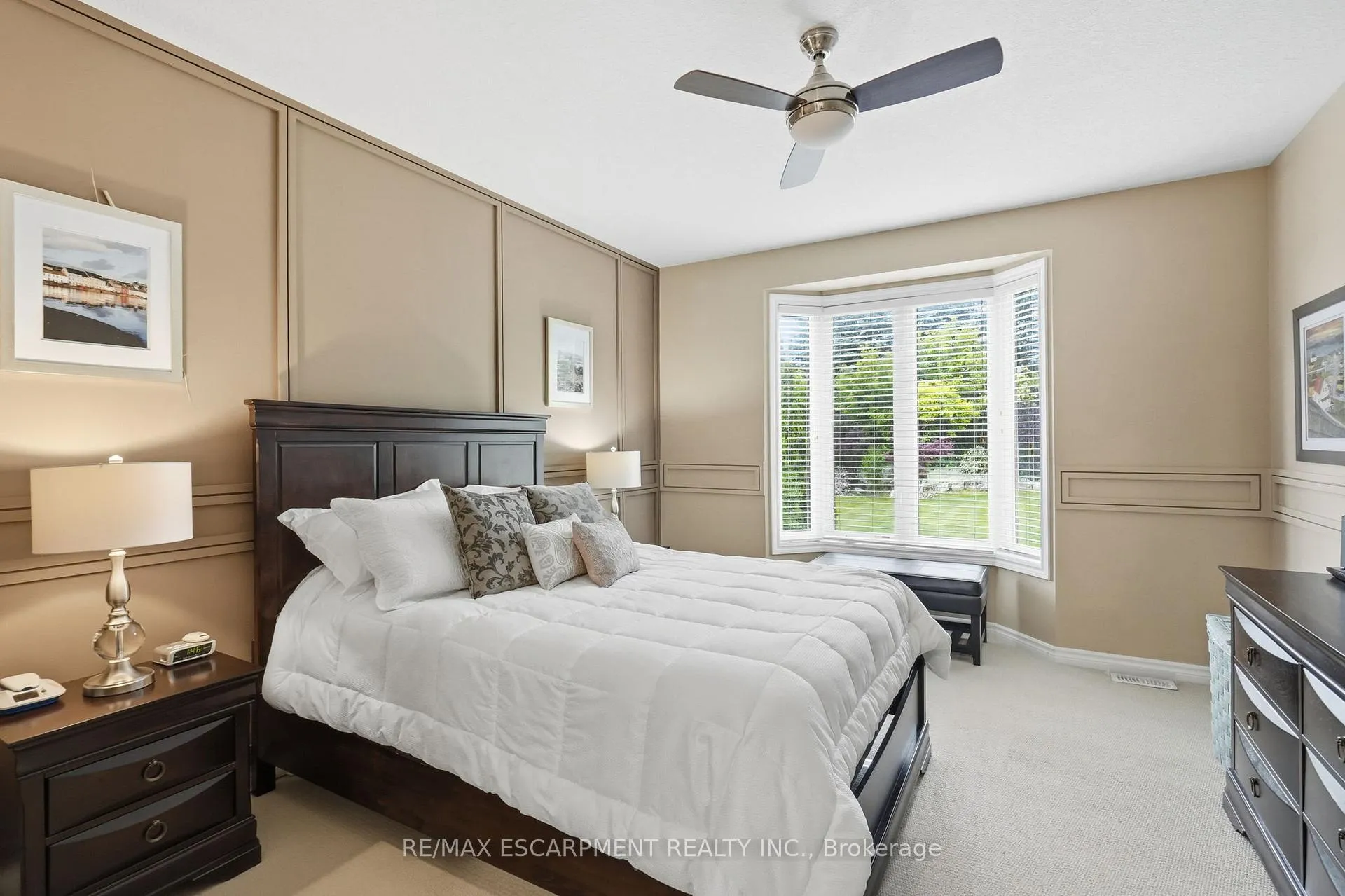 Photo 16 of 130 Aberfoyle Mill Crescent, Puslinch, Aberfoyle — HOMEH