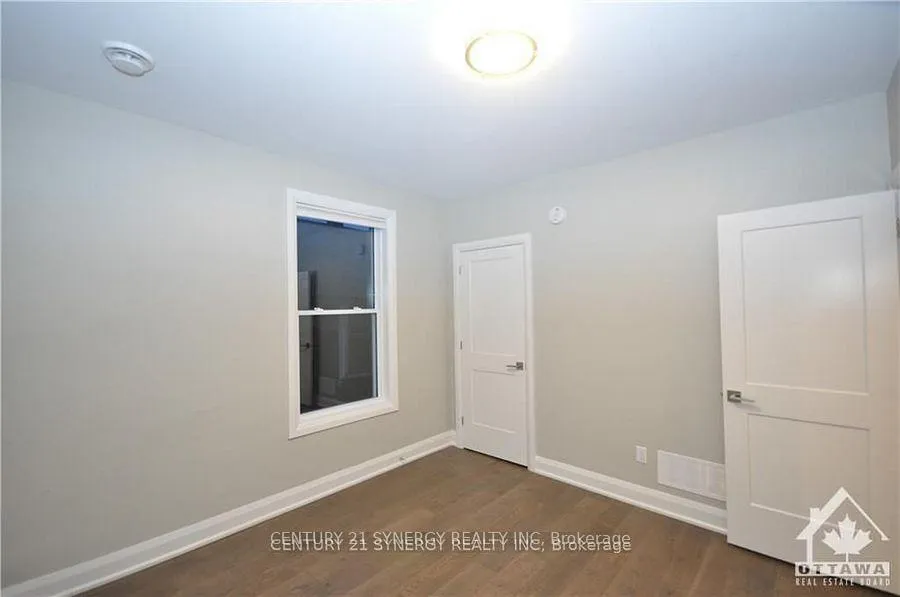 Photo 10 of Unit 2, 571 Mcleod Street, Ottawa, Ottawa Centre — HOMEH