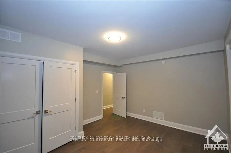 Photo 13 of Unit 2, 571 Mcleod Street, Ottawa, Ottawa Centre — HOMEH