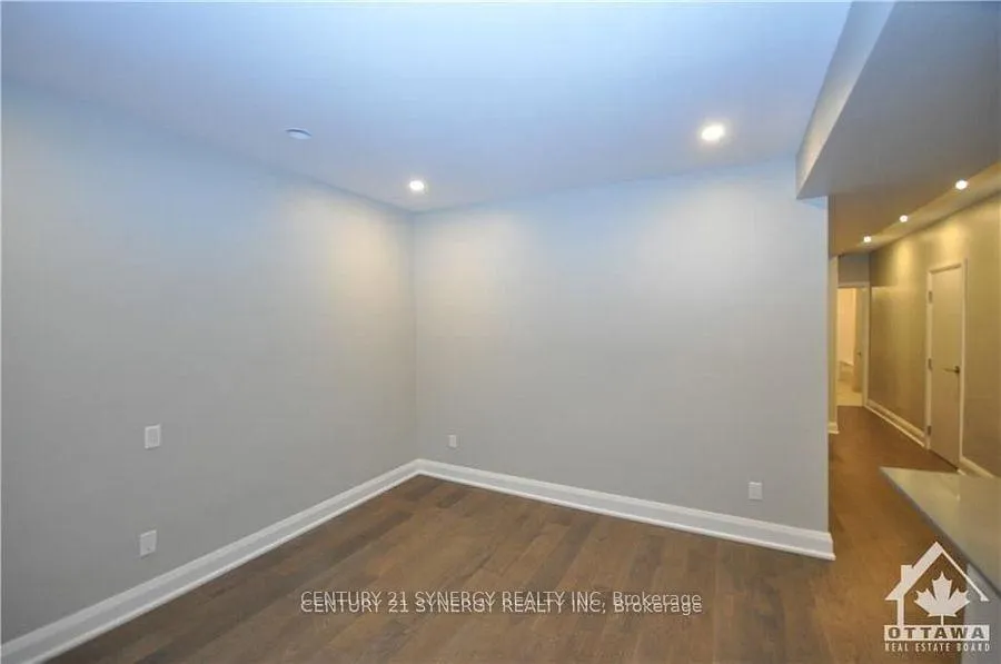 Photo 15 of Unit 2, 571 Mcleod Street, Ottawa, Ottawa Centre — HOMEH