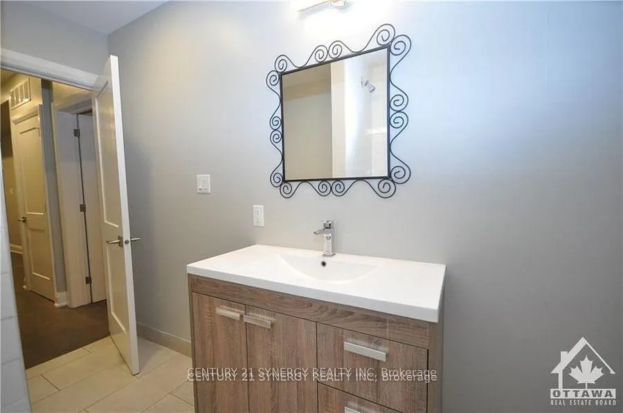 Photo 16 of Unit 2, 571 Mcleod Street, Ottawa, Ottawa Centre — HOMEH