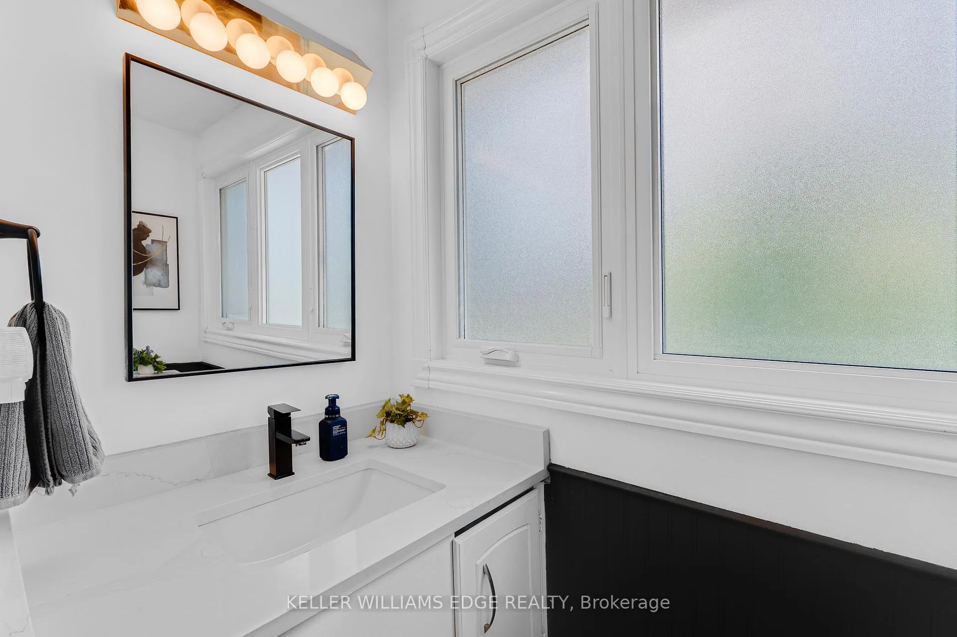 Photo 23 of 5275 Banting Court, Burlington, Shoreacres — HOMEH
