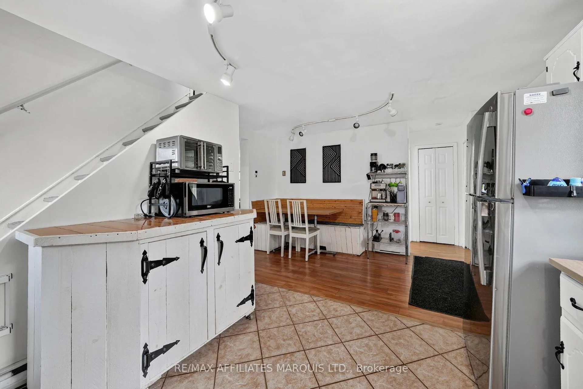 Photo 5 of 928 Pacific Lane, Cornwall, Cornwall — HOMEH