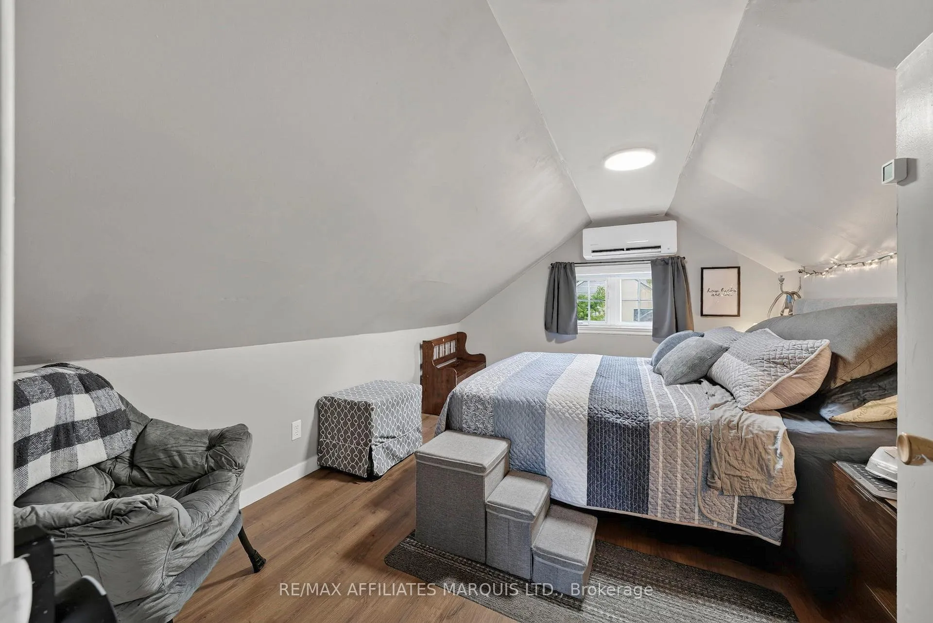 Photo 17 of 928 Pacific Lane, Cornwall, Cornwall — HOMEH