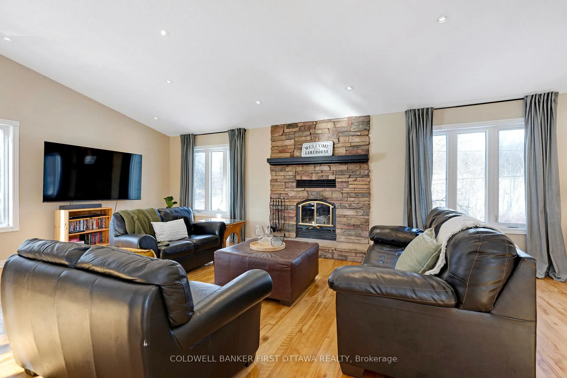 Photo 11 of 100 Nagle Way, Tay Valley, Bathurst/Burgess & Sherbrooke (North Burgess) Twp — HOMEH