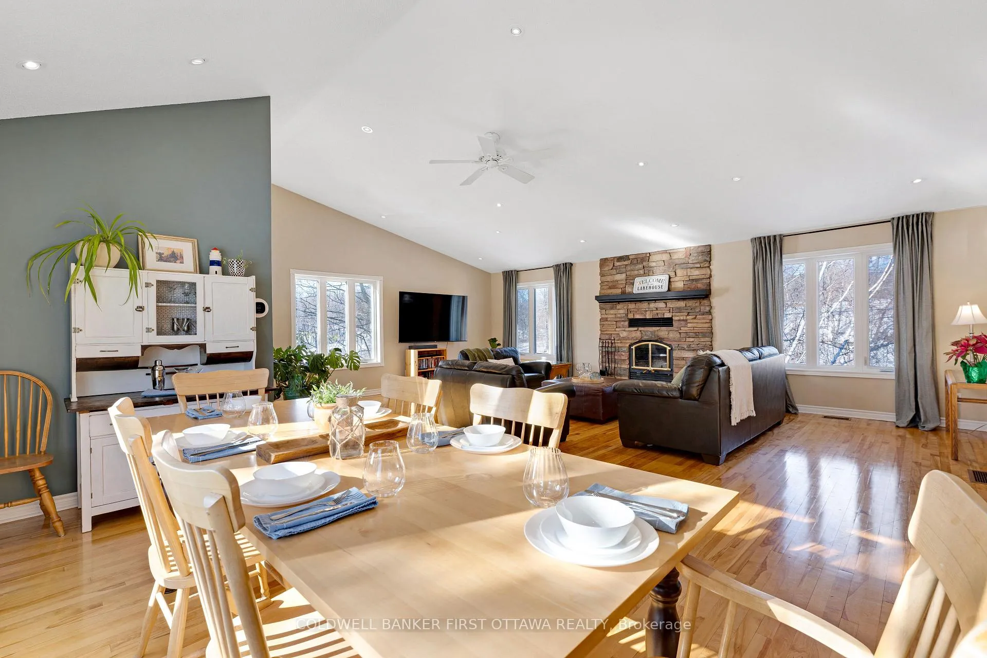 Photo 14 of 100 Nagle Way, Tay Valley, Bathurst/Burgess & Sherbrooke (North Burgess) Twp — HOMEH