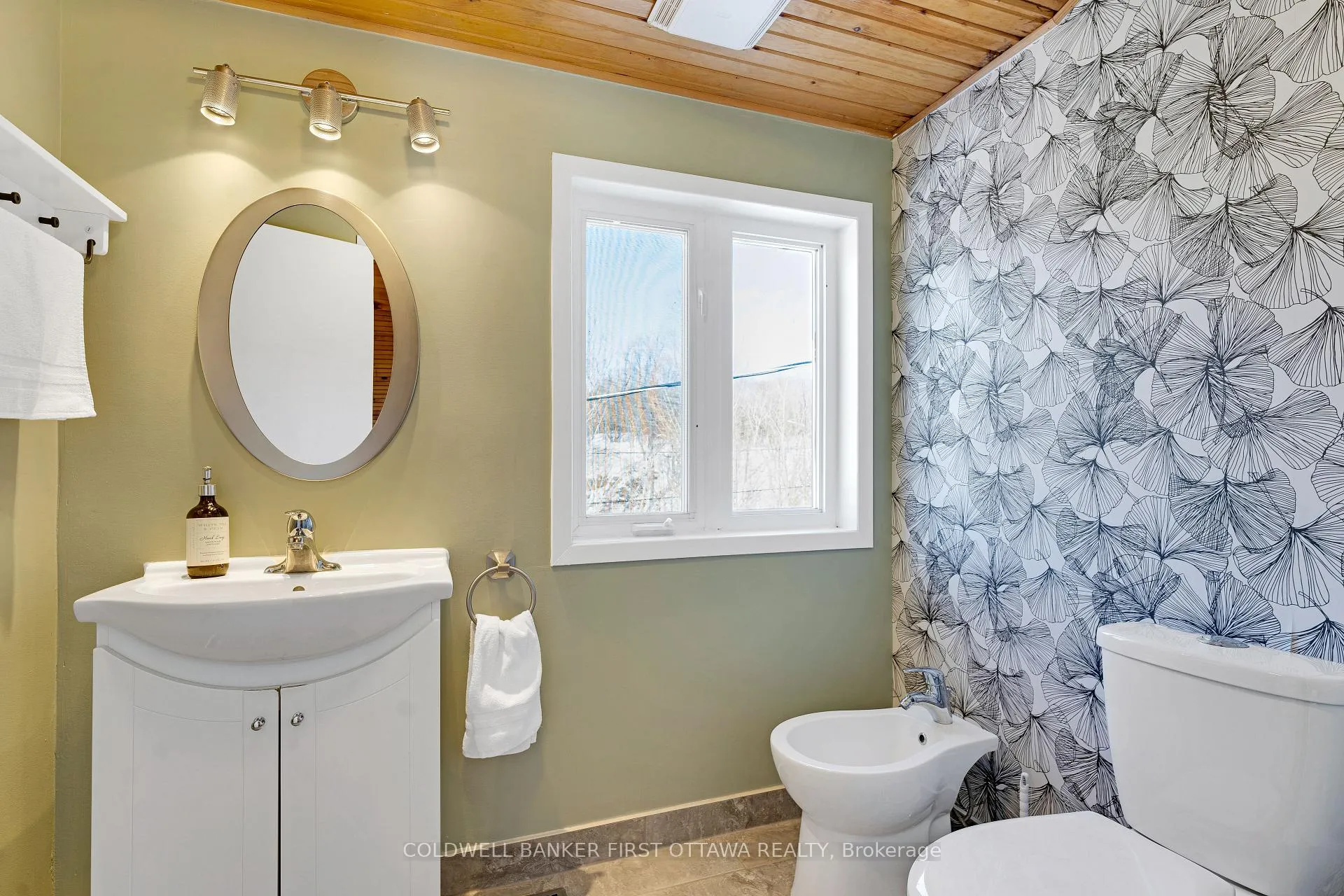 Photo 30 of 100 Nagle Way, Tay Valley, Bathurst/Burgess & Sherbrooke (North Burgess) Twp — HOMEH