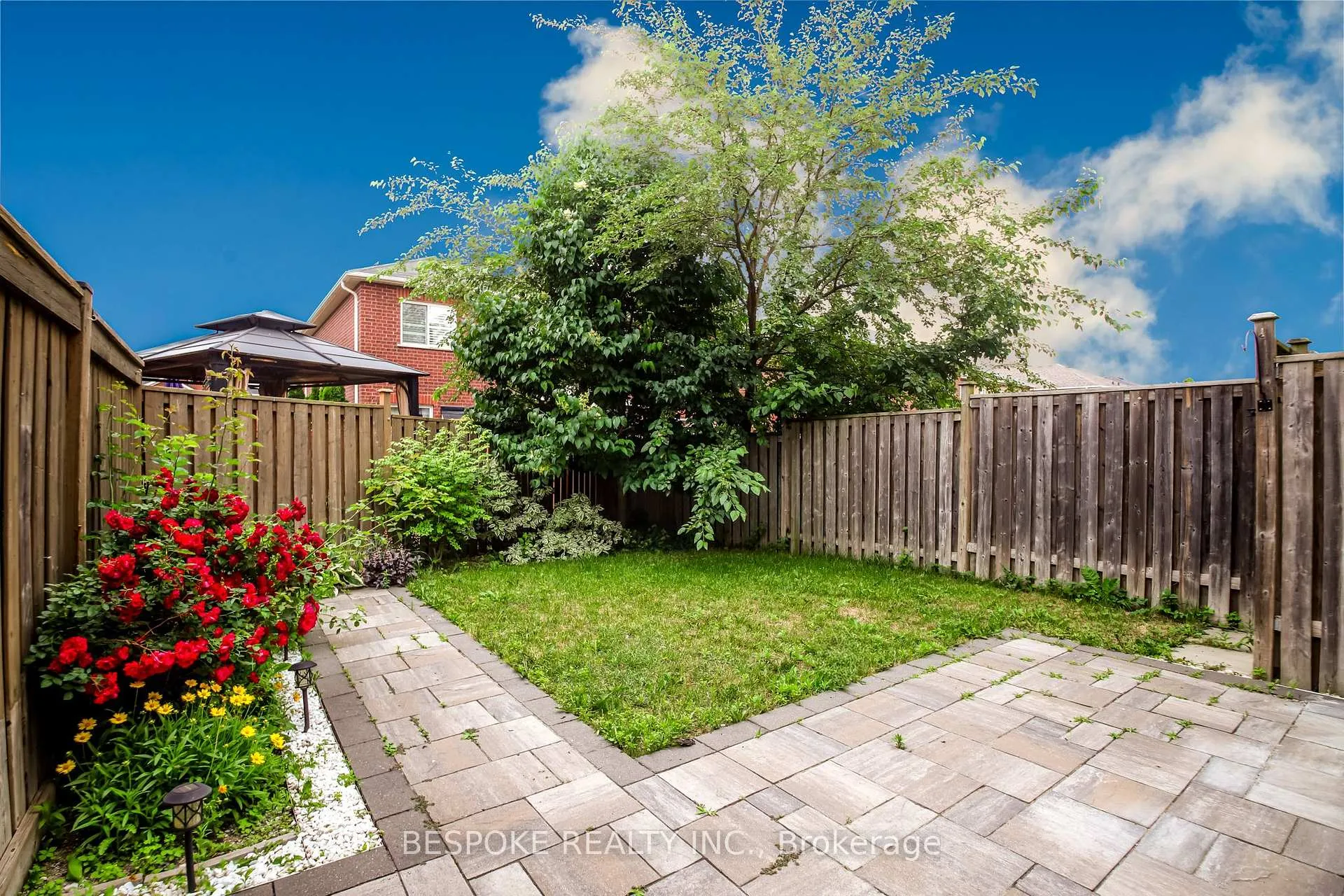 Photo 11 of 87 Spicebush Terrace, Brampton, Credit Valley — HOMEH