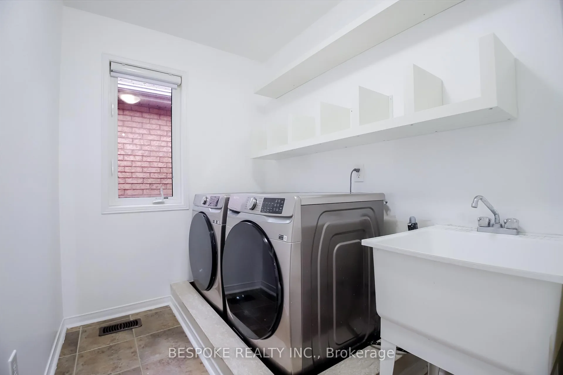 Photo 17 of 87 Spicebush Terrace, Brampton, Credit Valley — HOMEH