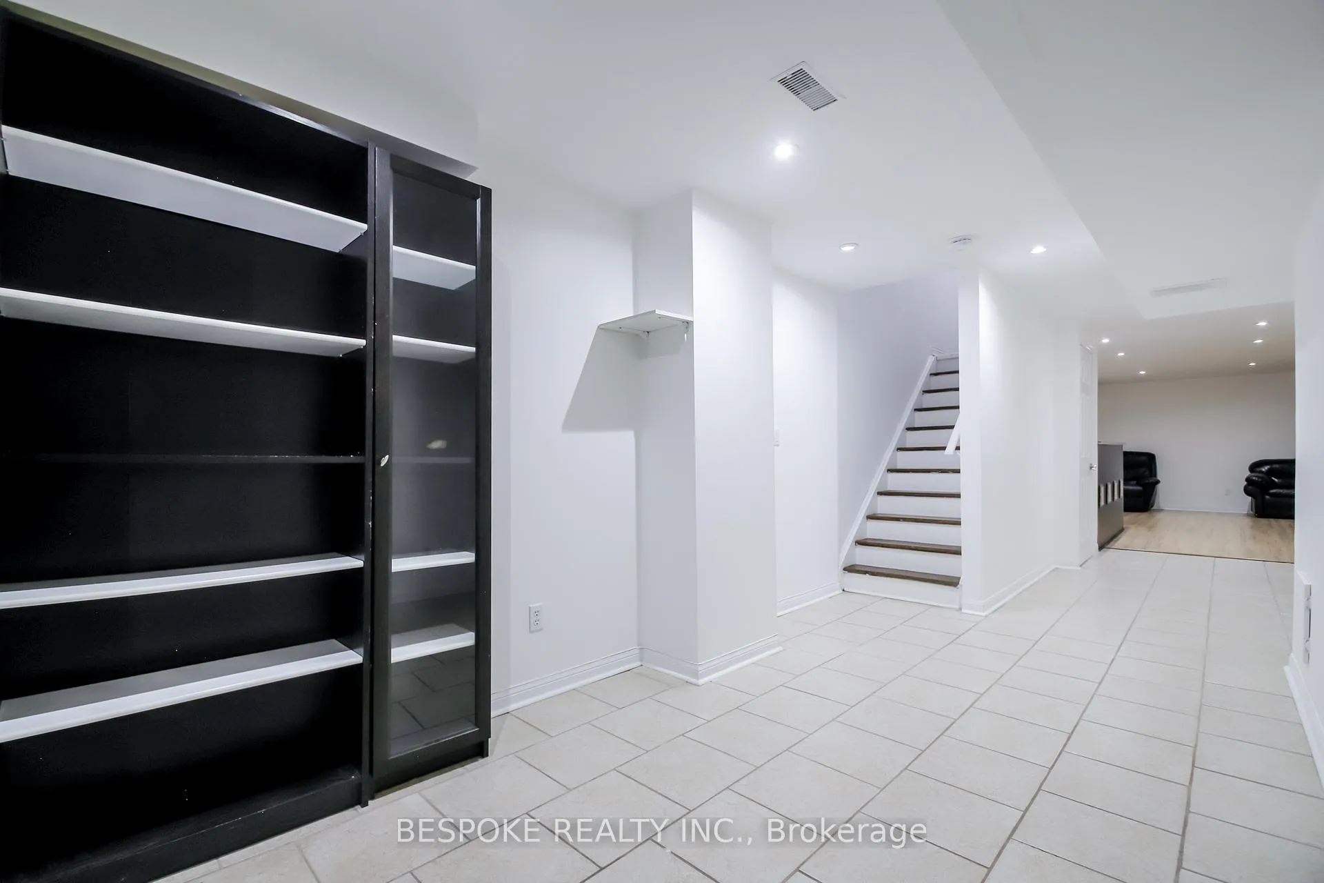 Photo 23 of 87 Spicebush Terrace, Brampton, Credit Valley — HOMEH