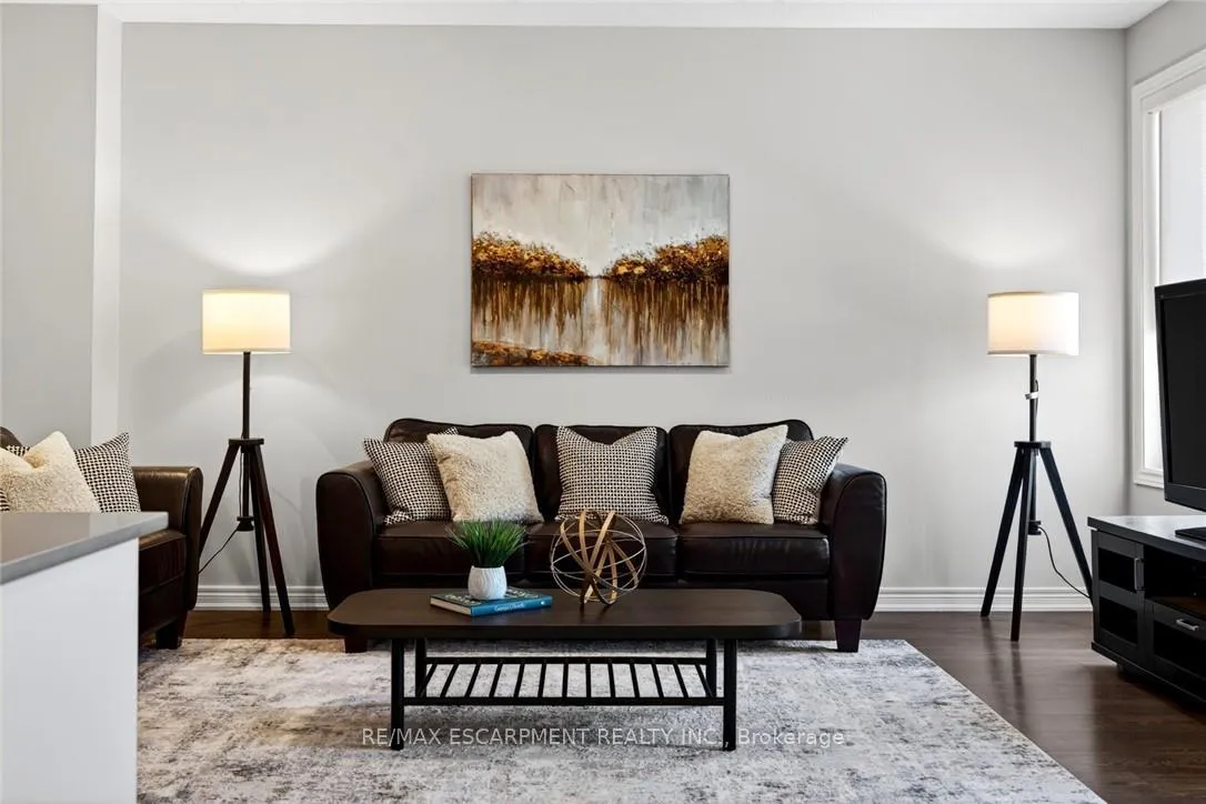 Photo 11 of 225 Skinner Road, Hamilton, Waterdown — HOMEH
