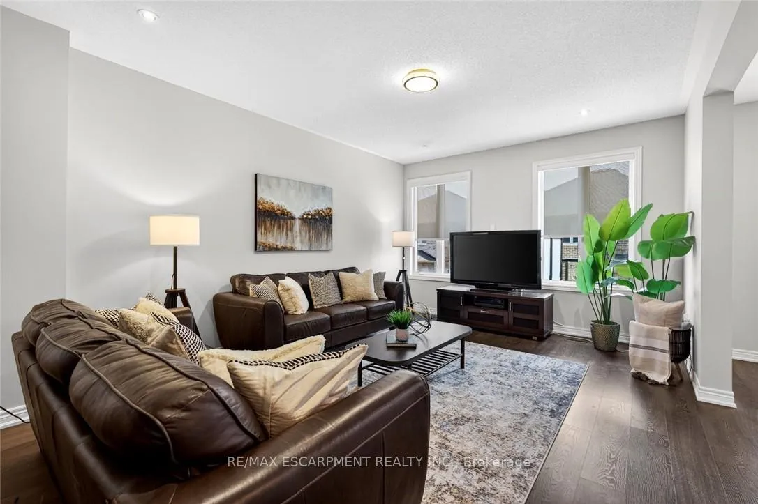 Photo 12 of 225 Skinner Road, Hamilton, Waterdown — HOMEH