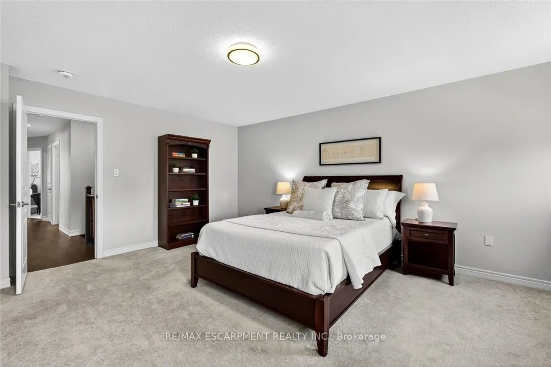 Photo 23 of 225 Skinner Road, Hamilton, Waterdown — HOMEH