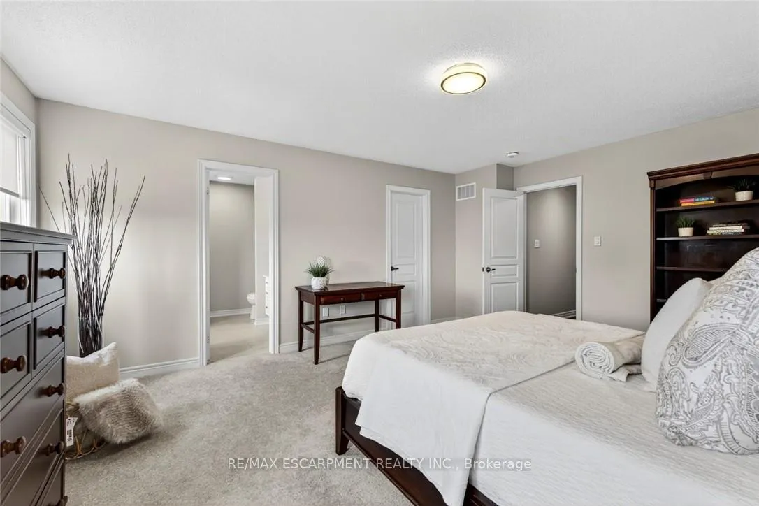 Photo 24 of 225 Skinner Road, Hamilton, Waterdown — HOMEH