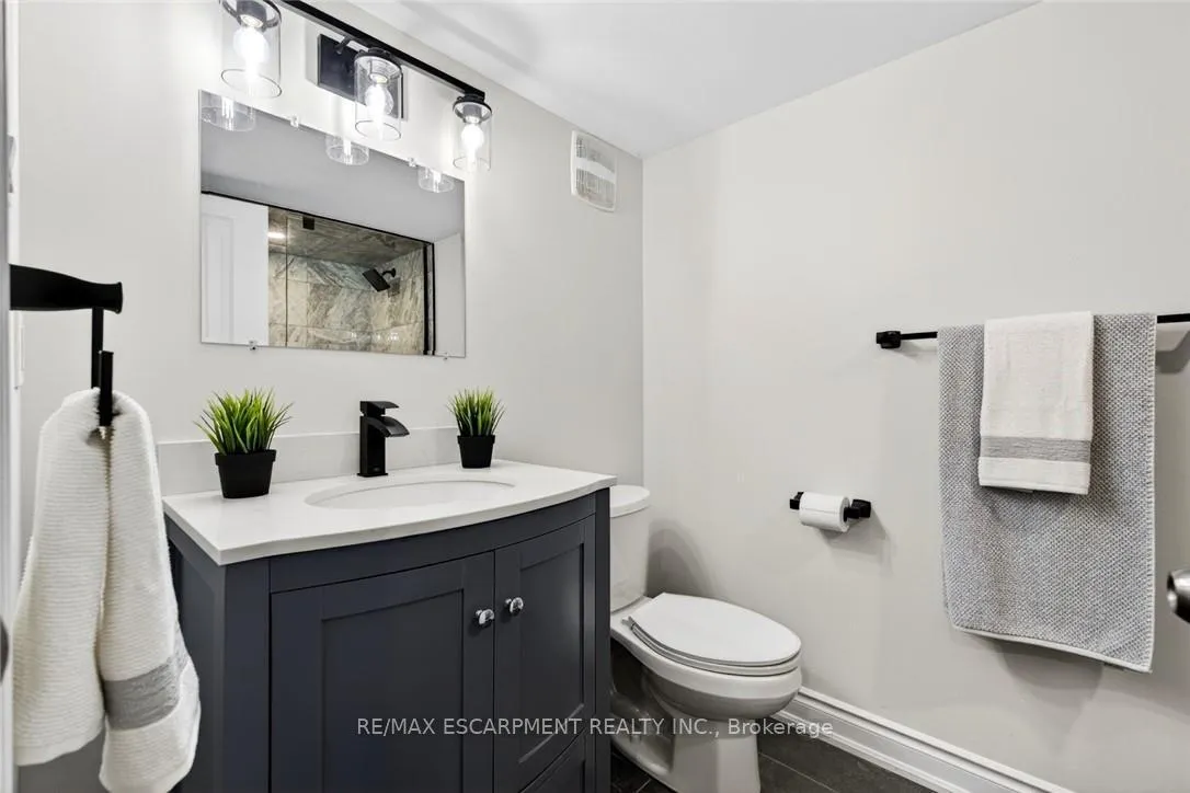 Photo 35 of 225 Skinner Road, Hamilton, Waterdown — HOMEH
