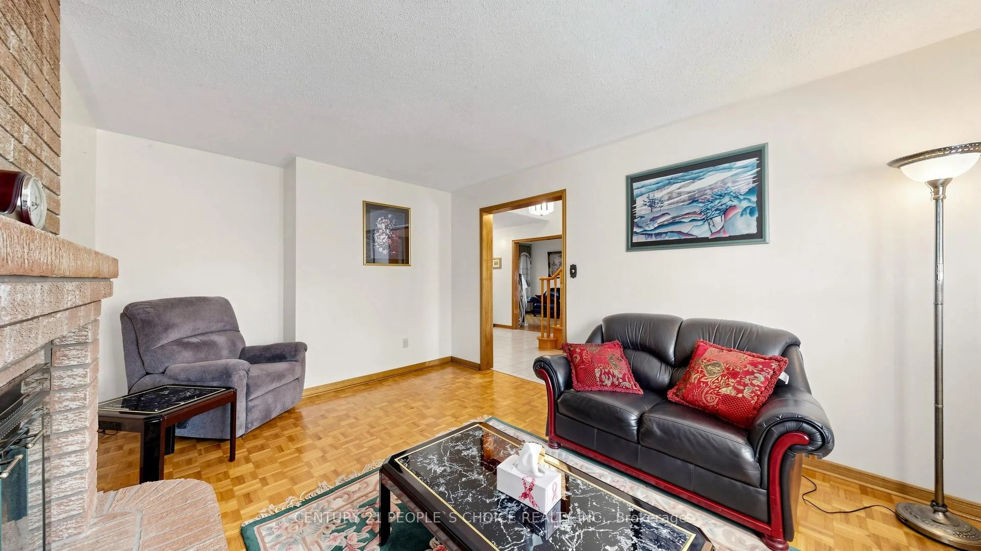 Photo 10 of 145 Chancellor Drive, Vaughan, East Woodbridge — HOMEH