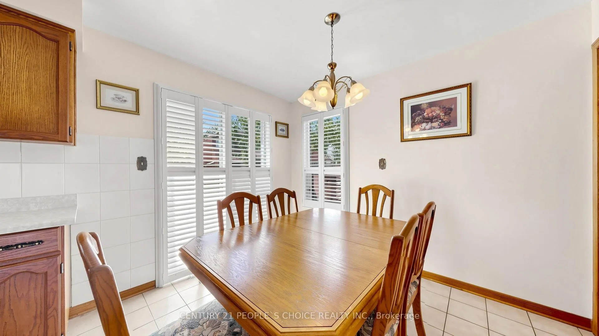 Photo 17 of 145 Chancellor Drive, Vaughan, East Woodbridge — HOMEH