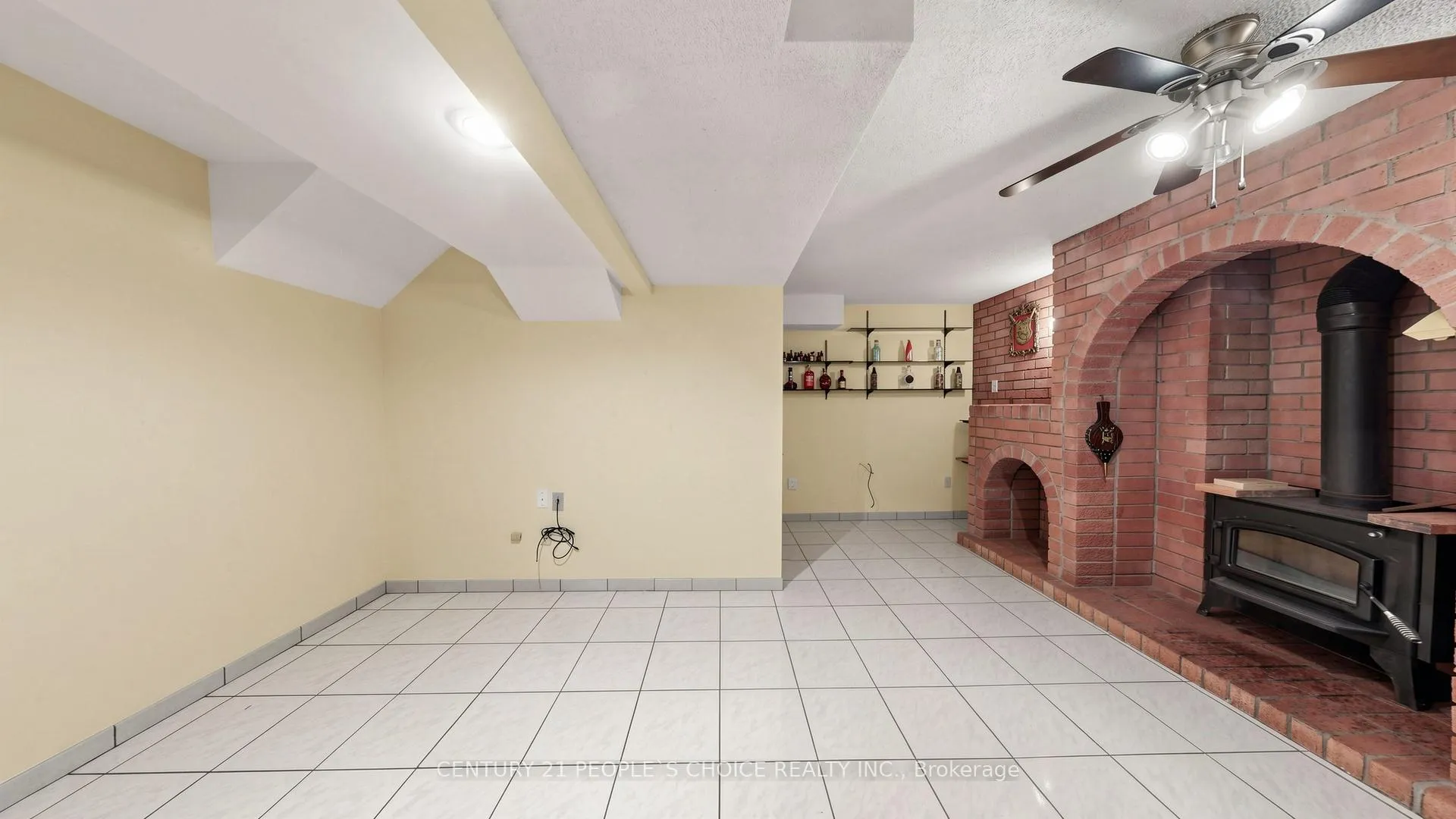 Photo 33 of 145 Chancellor Drive, Vaughan, East Woodbridge — HOMEH