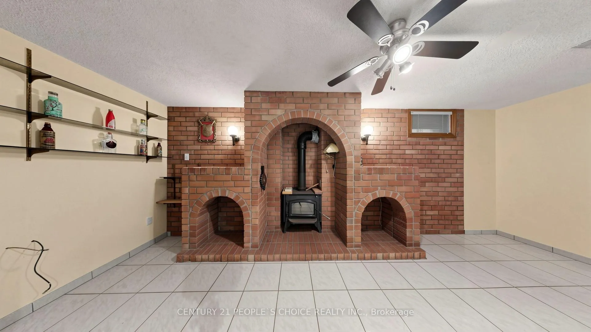 Photo 34 of 145 Chancellor Drive, Vaughan, East Woodbridge — HOMEH