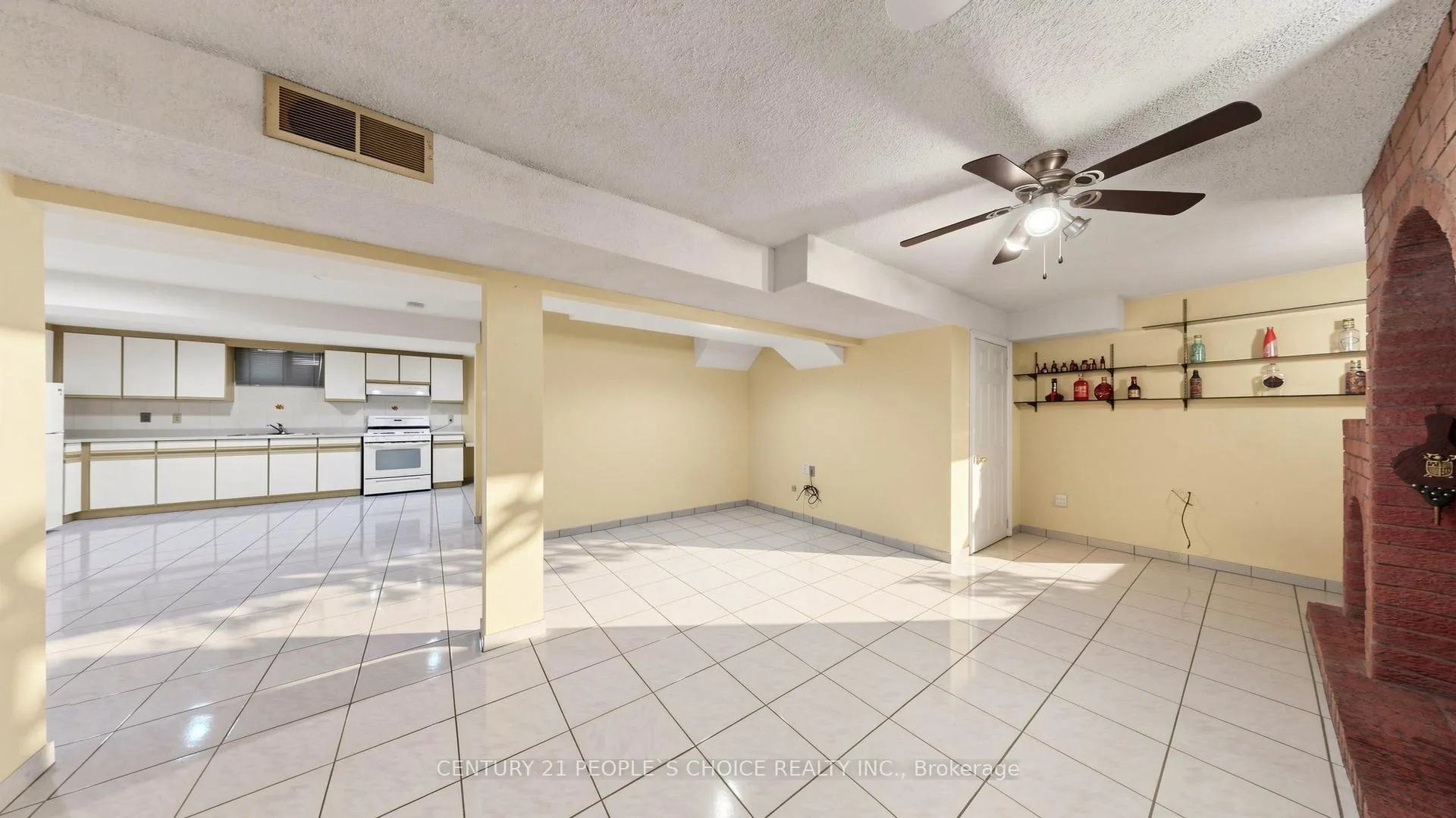 Photo 35 of 145 Chancellor Drive, Vaughan, East Woodbridge — HOMEH