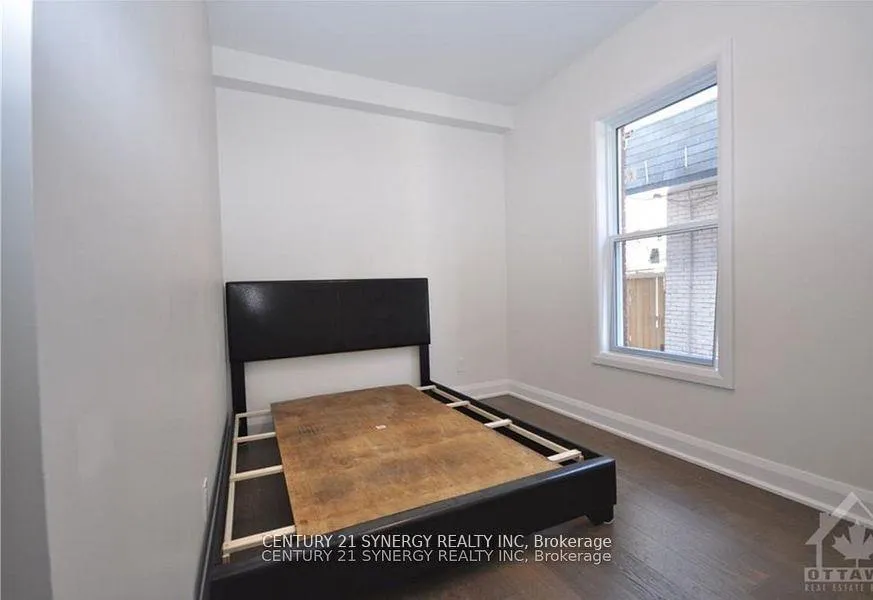 Photo 6 of Unit 1A, 571 Mcleod Street, Ottawa, Ottawa Centre — HOMEH